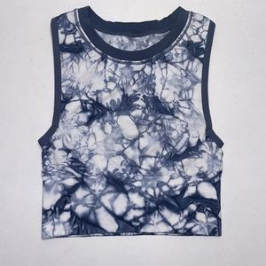 Colsie Women’s XS Blue Marble High Neck Cropped Tank Top